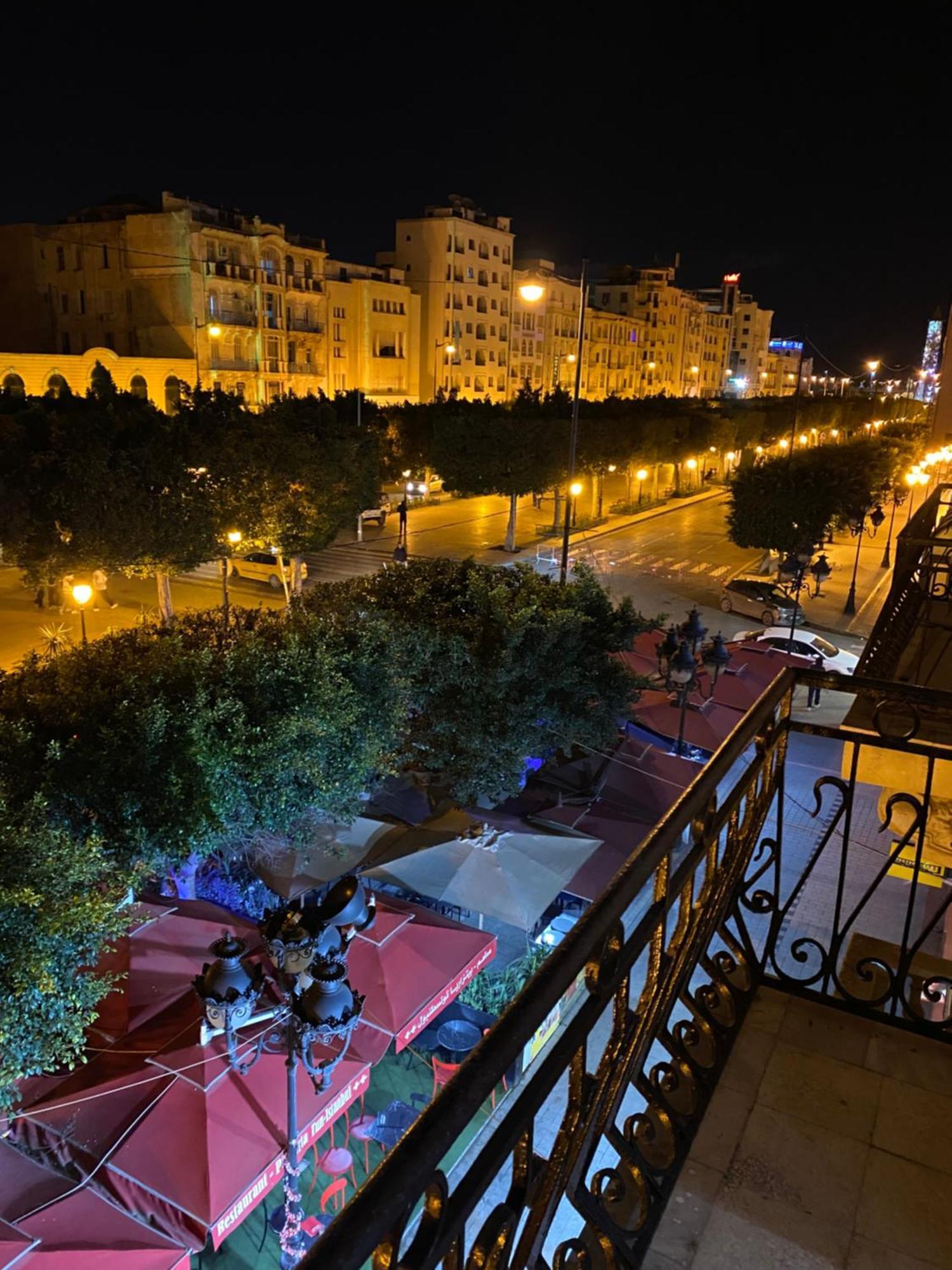 Appartement Lumineux Centre-Ville Tunis Exterior foto